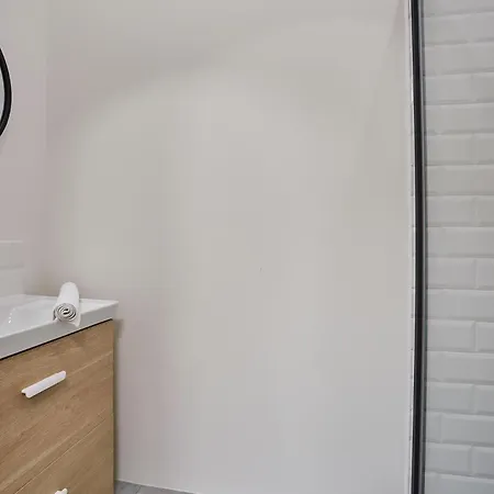 Sublim 3 Bedrooms Center Of By Prestige Apartment *
